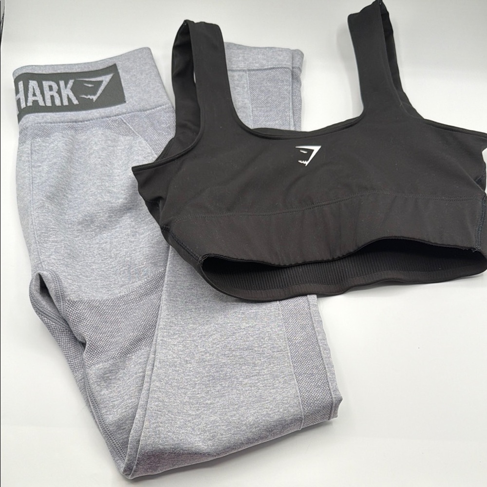 Gymshark size small bundle leggings&  Bra